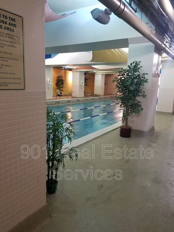 Building Photo - 66 Monroe Ave