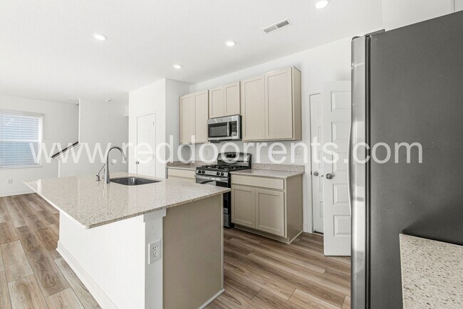 Building Photo - 4513 Branower St