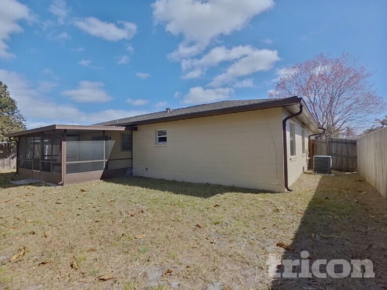 Building Photo - 2550 Mill Run Blvd