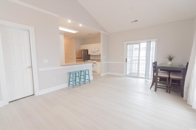 Building Photo - 4729 Wild Iris Dr