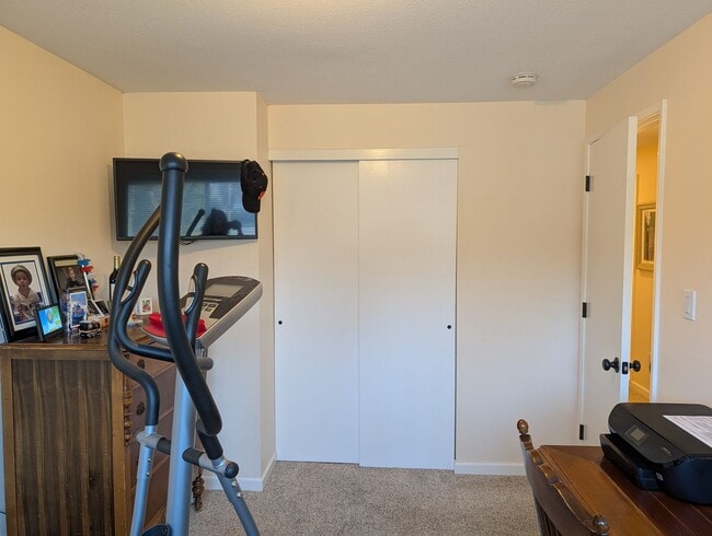 Building Photo - Unfurnished Light-Filled, Beautifully Updated 3-Bedroom Home in Jacksonville