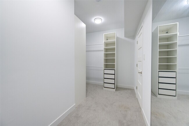 Building Photo - 21201 Scissor Tail Ln