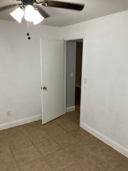 Building Photo - 514 Joan St