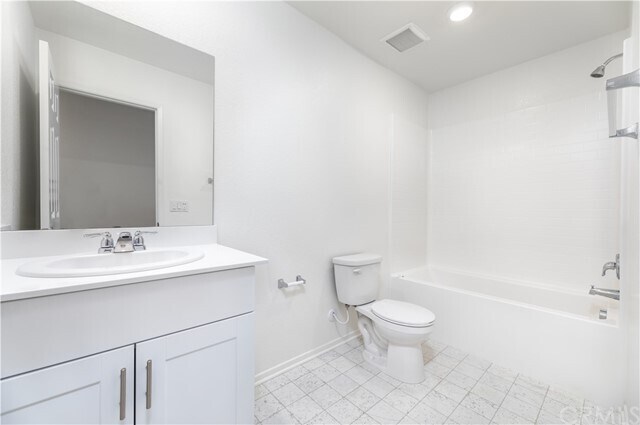 Building Photo - 9768 Solonia St