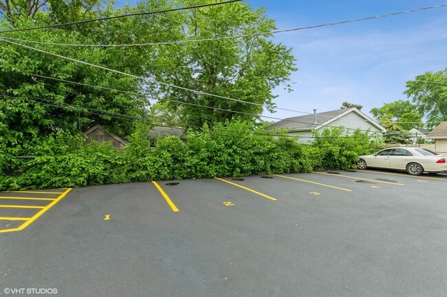 Building Photo - 7138 82nd St