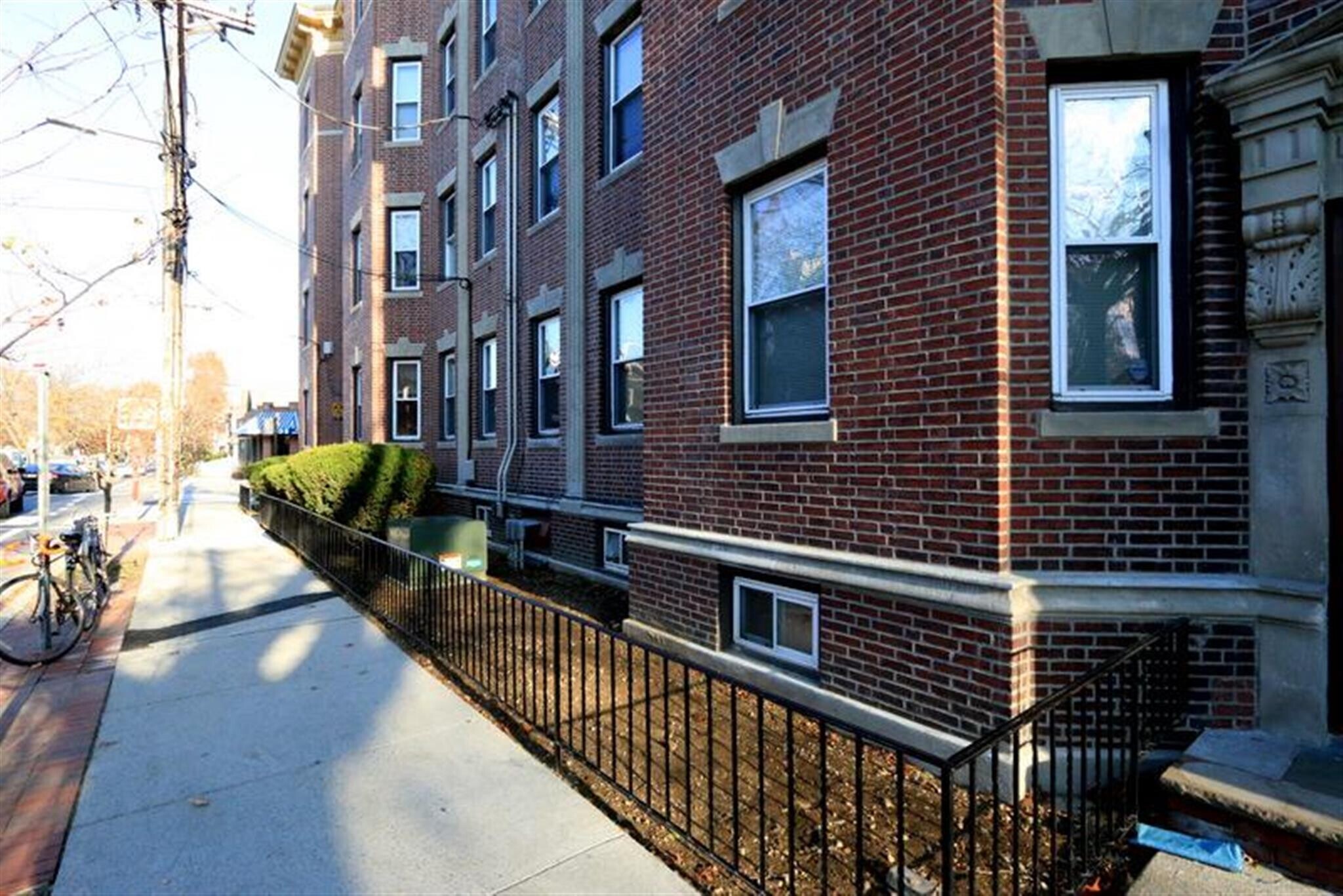 Building Photo - 280 Brookline St