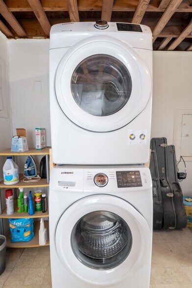 Building Photo - 1101 Kitt Pl