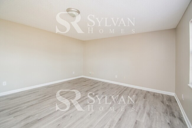 Building Photo - Enjoy living the good life in this 4 bedro...