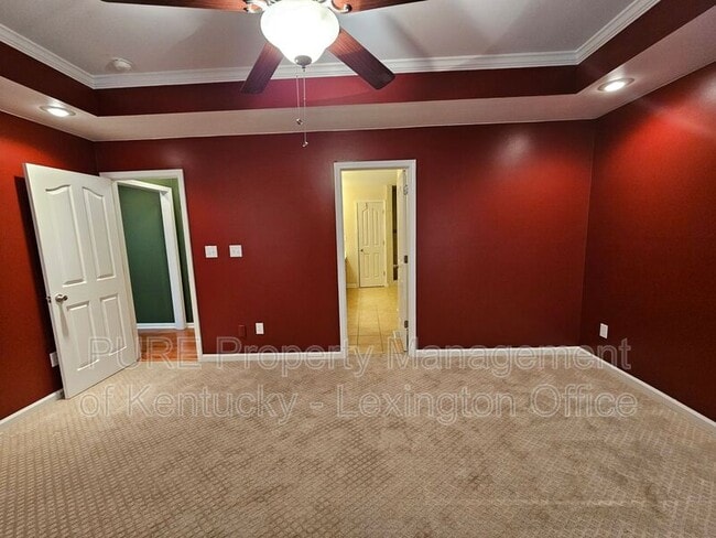 Building Photo - 321 Lebeau Dr