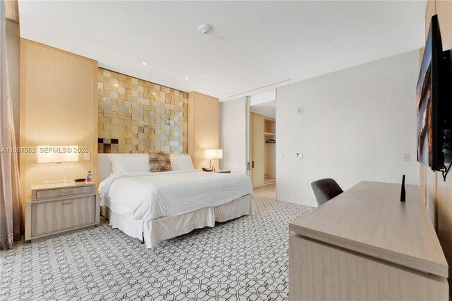 Building Photo - 9703 Collins Ave