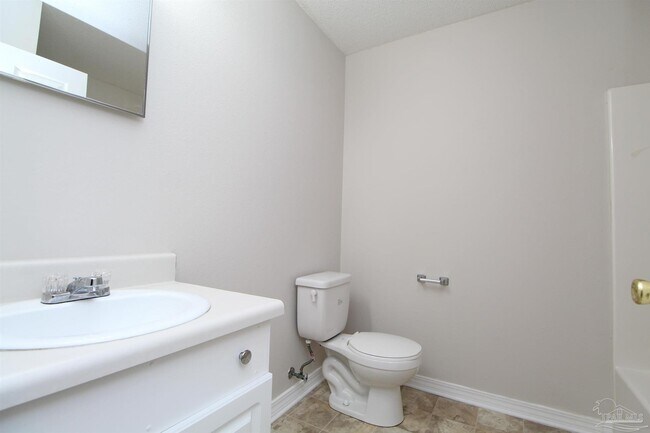 Building Photo - 2517 N 7th Ave