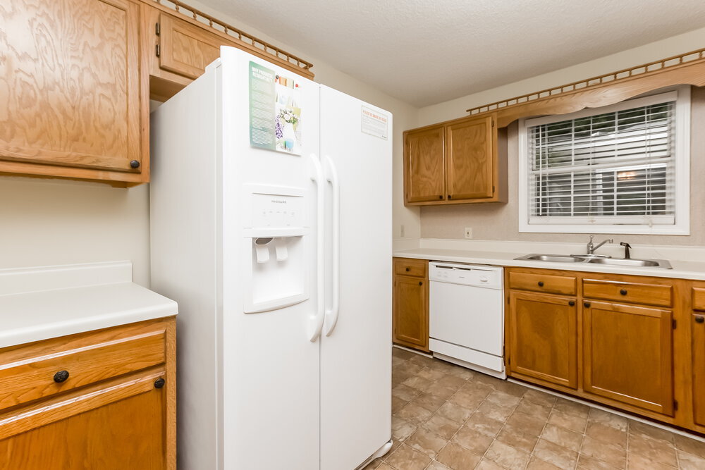 Building Photo - 1610 Summit Ridge