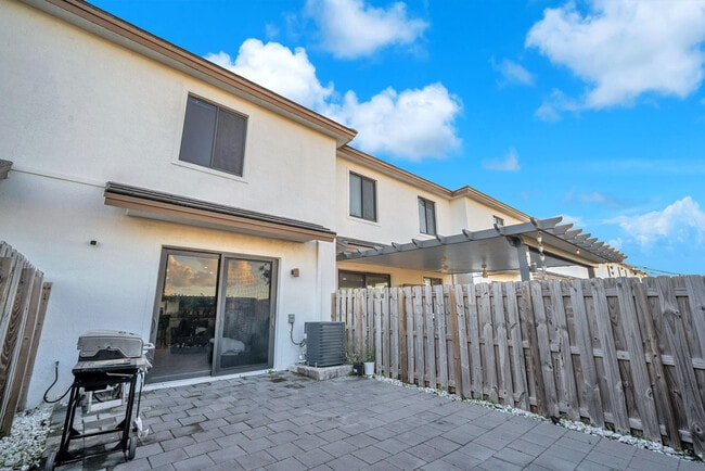 Building Photo - 10973 SW 232nd Terrace