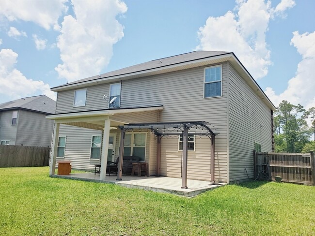 Building Photo - 908 Blane Ln