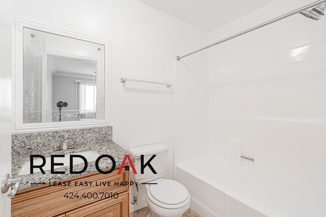 Building Photo - 5325 Cartwright Ave