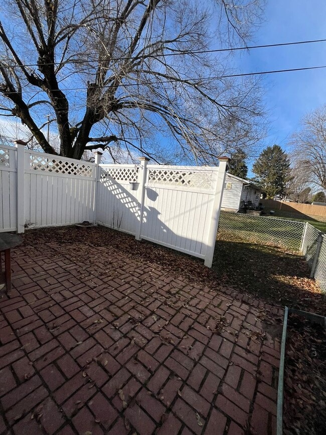 Building Photo - Holiday Home - Coming Soon