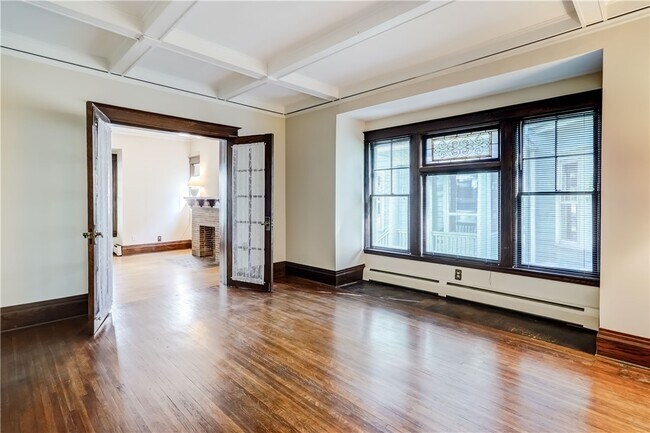 Building Photo - 38 Cornell St