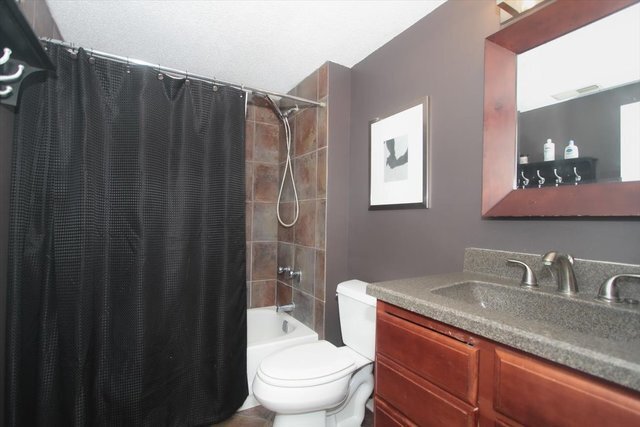 Building Photo - 511 Aurora Ave