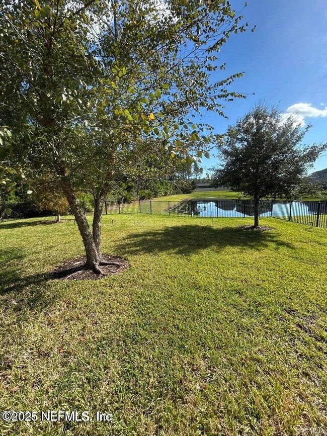 Building Photo - 180 Concave Ln