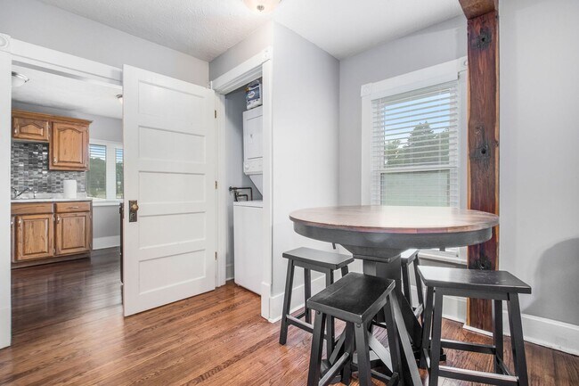 Building Photo - 7624 N 28th Ave