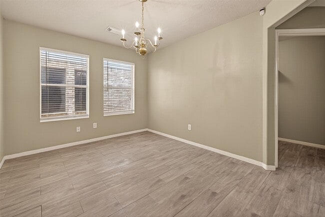 Building Photo - 19434 Brook Village Rd