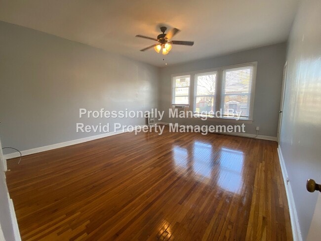 Building Photo - The Gables at Auburndale!