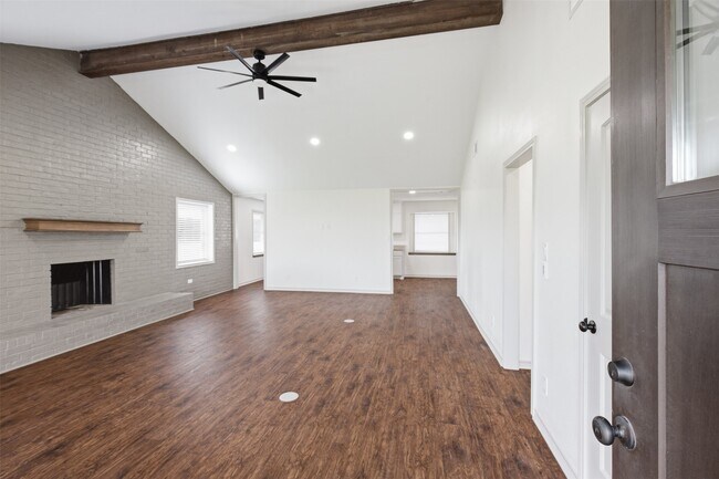 Building Photo - 32242 Sky Lakes Dr