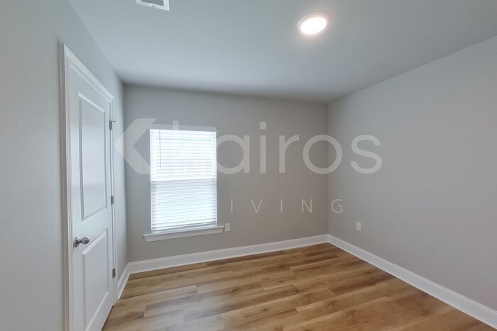 Building Photo - 13772 Willowmore Dr