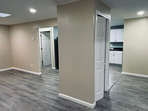 Building Photo - 1036 Chicopee St