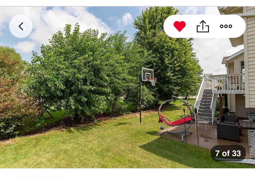 Building Photo - 3900 Sparrow Ct