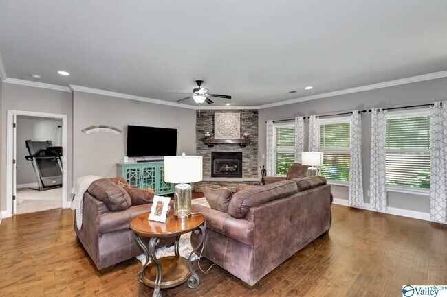 Building Photo - 109 Heritage Brook Dr