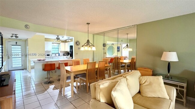 Building Photo - 2420 Deer Creek Country Club Blvd
