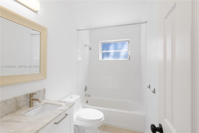 Building Photo - 16412 SW 74 CT