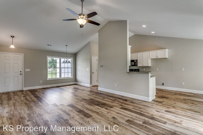 Building Photo - 3 br, 2 bath House - 124 Clearwind Court