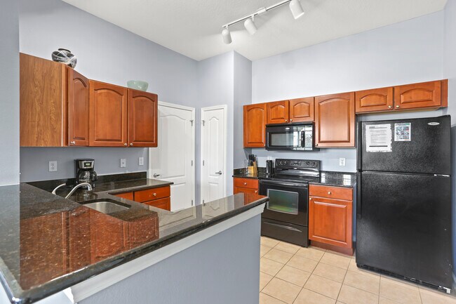Building Photo - 5255 Cane Island Loop