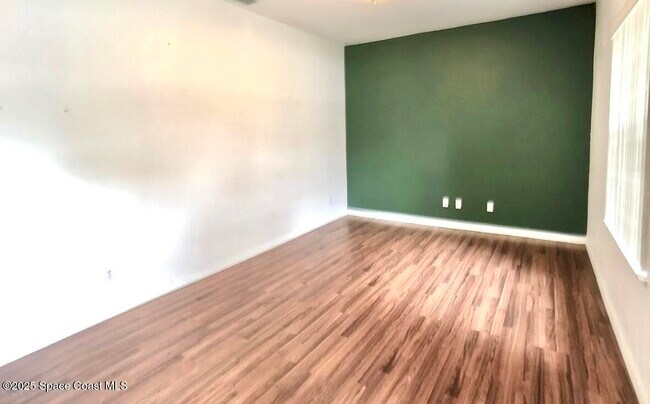 Building Photo - 3660 Hickory Park Dr
