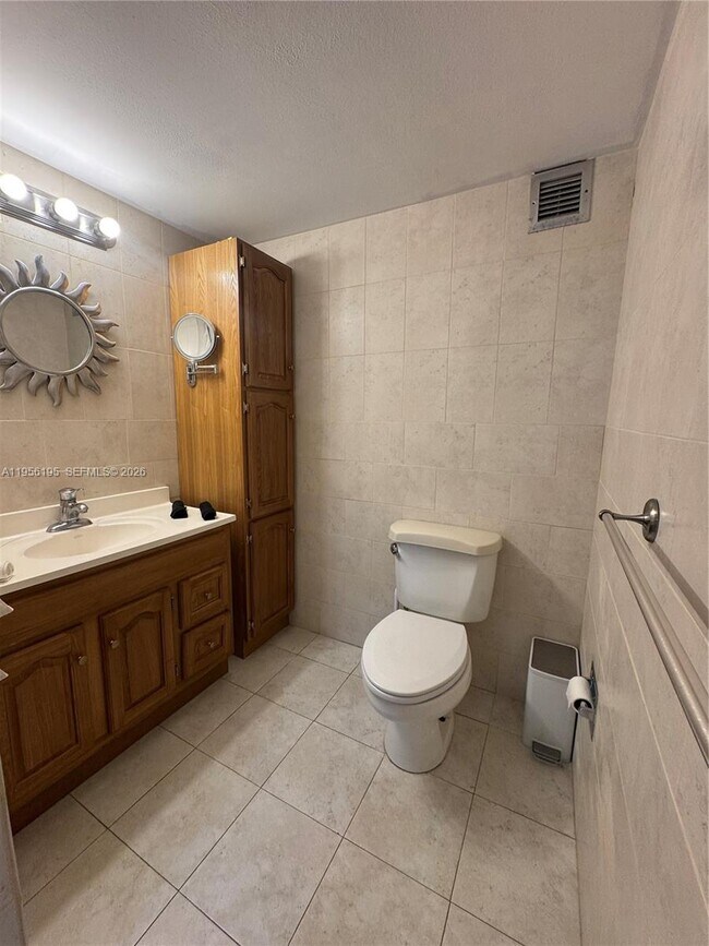 Building Photo - 500 Three Islands Boulevard