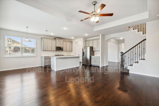 Building Photo - 1833 Meadow Trail Ln