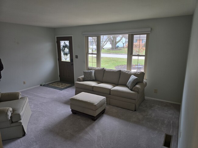 Building Photo - 209 Woodley Terrace