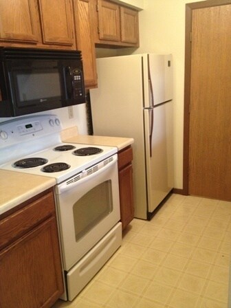 Building Photo - $1,195 | 2 Bedroom, 2 Bathroom Apartment | Dog Friendly* | Available for August 1st, 2026 Move In!