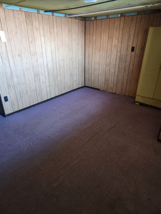 Building Photo - Remodeled Home - Mayfair