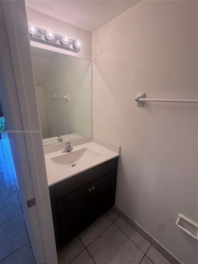 Building Photo - 11422 SW 250th St