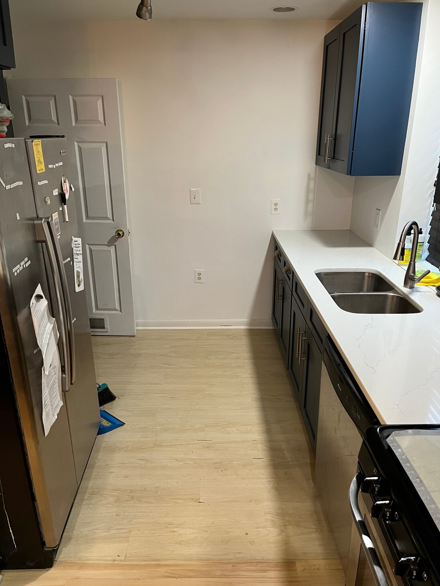 Kitchen - Double Sink + Dishwasher - 2300 18th St NE