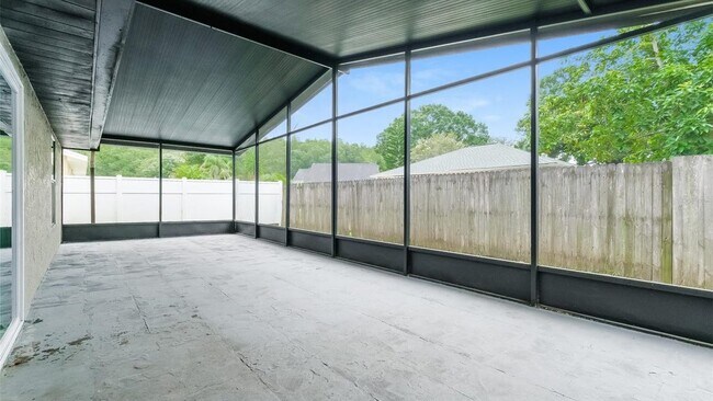Building Photo - 12217 Hidden Brook Dr