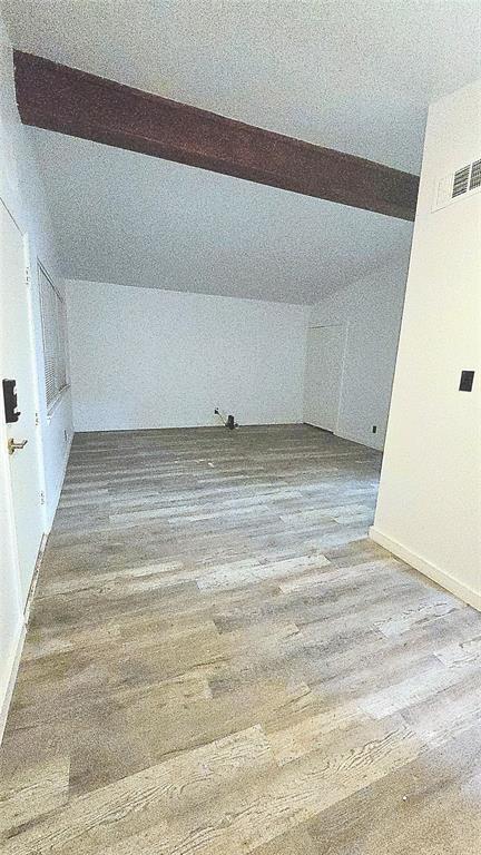 Building Photo - 1530 E 52nd St N