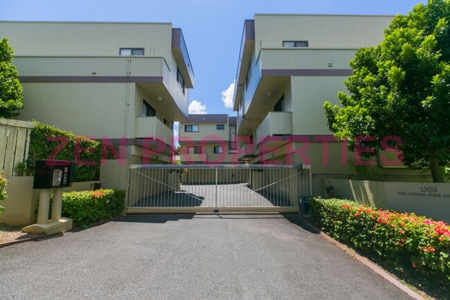 Building Photo - 3 bdrm/ 2.5 bath townhome for rent at Neho...