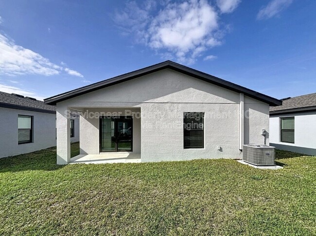 Building Photo - 1270 Ahoy Ave