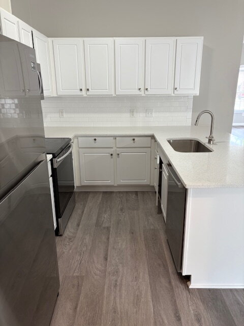 Building Photo - 140 Oak Towne Dr