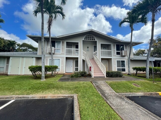 Building Photo - Parkglen at Waikele upstairs corner/end unit