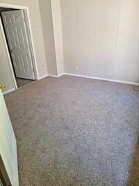 Building Photo - Beautiful Sidney Home